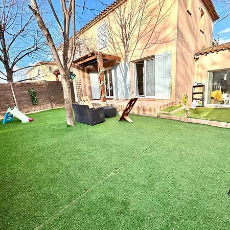 Avec Jardin Au Calme