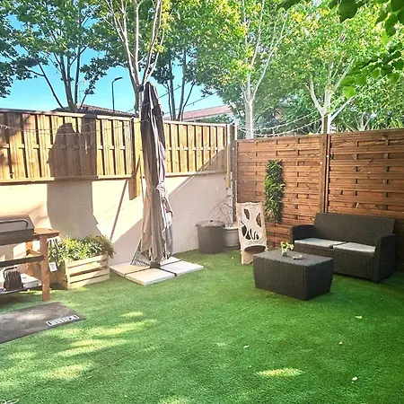 Avec Jardin Au Calme Apartment *