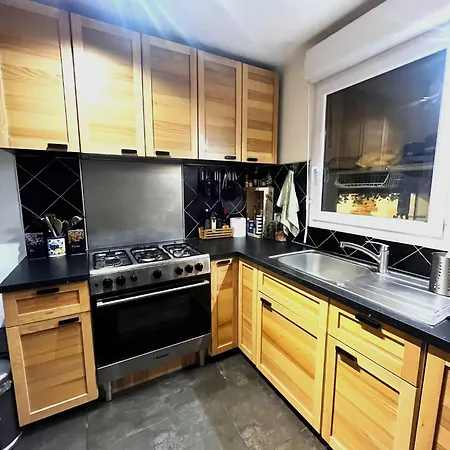 Apartament Grand Jardin - Climatisation - Parking Privatif Nîmes
