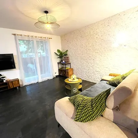 Grand Jardin - Climatisation - Parking Privatif Apartament